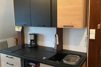 Image de Appart T2 musée auto, garage, cuisine équipée, lumineux, calme.