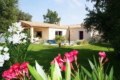 Image de Belle Villa avec jardin et piscine pour 6 personnes