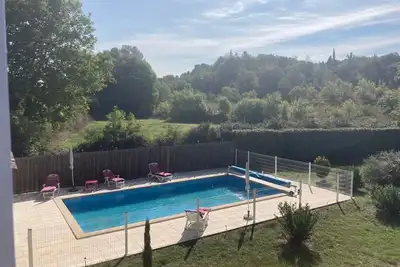 Image de Villa 4 chambres clim piscine chauffée privée et grand jardin clos à Lourmarin