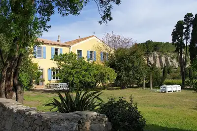 Image de Belle maison rénovée, vue sur mer et vignes!