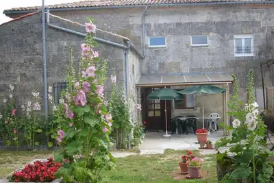 Image de Location maison Barzan - près de Royan -.