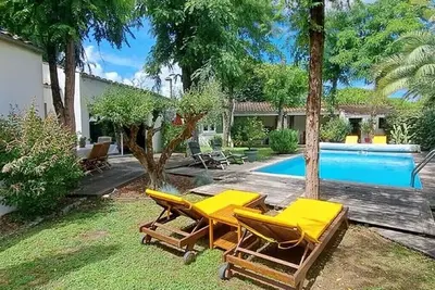 Image de Île d'Oléron, Villa arborés avec piscine chauffée à 900 m de l'Océan