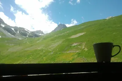Image de Chaleureux 2 Pieces\/42m², sans vis-à-vis, Vues Exceptionnelles sur les montagnes