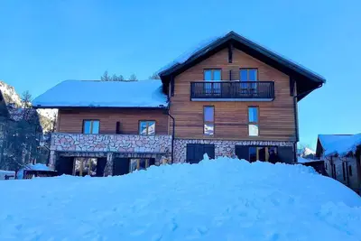 Image de En station Pres Pistes. Chalet cosy & chaleureux, Terrasse, 4 vraies chambres