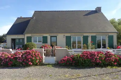 Image de Vue sur la baie reliant st malo au mont st michel approximite de cancale