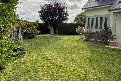 Image de Villa lumineuse non loin du centre Cabourg, avec un jardin au calme exposé sud