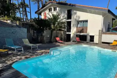 Image de Villa Nokanhui à 400 mètres de  l'ocean, piscine, magnifique villa individuelle