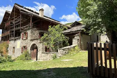 Image de Chalet authentique rénové et tout confort dans le Queyras, avec jardin et patio