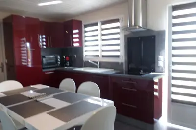 Image de petite maison  aux portes de l île