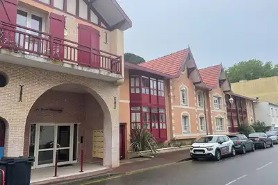 Image de Grand Appartement T3 luxe en Rez de Chaussee+grande Terrasse en bois