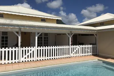 Image de Studio entre mer et montagne tt confort calme et sécurisé  terrasse sur piscine
