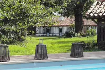 Image de Le bonheur! Tout confort avec jaccuzi en pleine nature