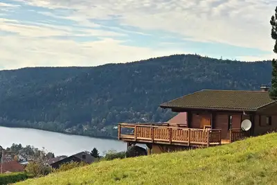 Image de Chalet 4 étoiles, belle vue lac, 500 m pistes ski, proche centre ville, Sauna, Wifi