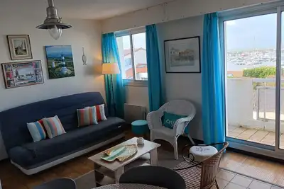 Image de Bel appto avec vue mer, port et campagne.