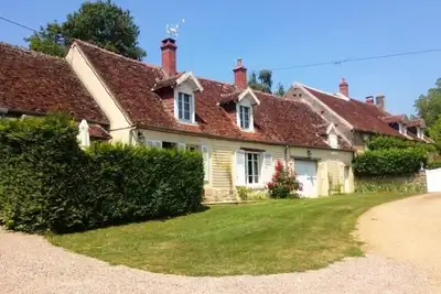 Image de Adorable maison de campagne au coeur d'un hameau face à la vallée