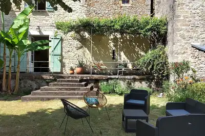 Image de Grande maison de famille dans l'un des plus beaux village du Lot