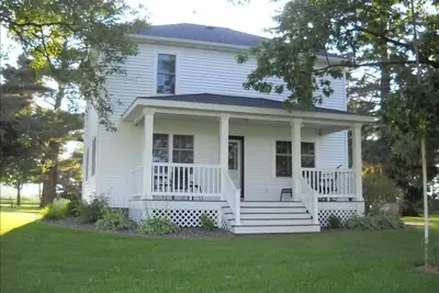 Image de Rassemblez-vous avec votre famille et vos amis dans une atmosphère champêtre paisible.