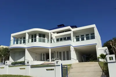 Image de Vue sur l'océan \"Villa Luna\" à quelques pas de la plage isolée! ! !