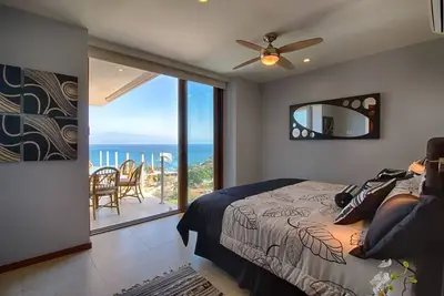 Image de En regardant le Paradis, du haut de cette jungle 2 chambres + Condo