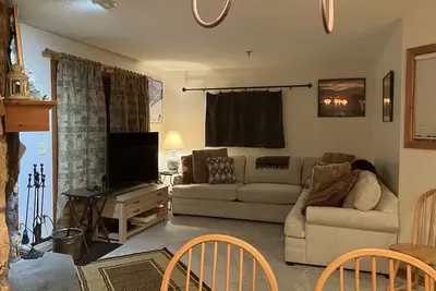 Image de Stratton Mountain, Ski In / Ski Out, Immeuble Obertal C, 2 chambres, 1 salle de bain