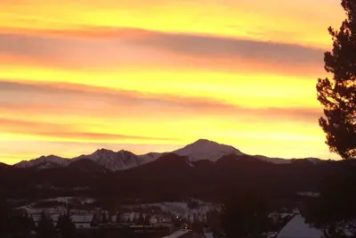 Image de L'été arrive! Beaucoup de bons moments sont restés ouverts. Reserve maintenant!