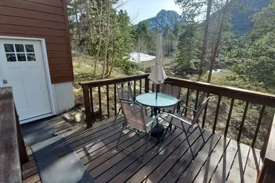 Image de Appartement récemment rénové 2 chambres 1 salle de bain à proximité de la rue principale St Frisco pour les familles