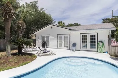 Image de * Blue Heaven * Piscine privée * Animaux acceptés *