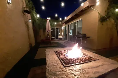 Image de Élégant Condo Meets Southwest pour votre entraînement de printemps et le siège de l'Asu.