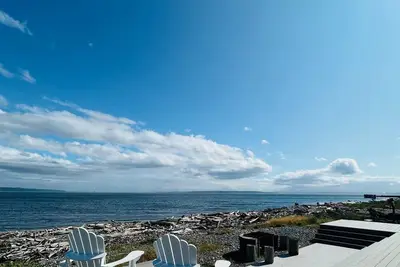 Image de Au bord de l'eau! Fantastique Beach & Amazing Views!