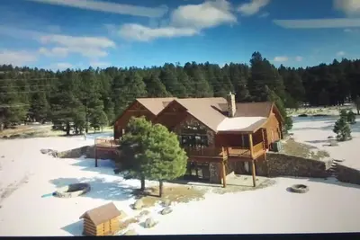 Image de Belle Log Cabin Williams ~ Az ~ Grand Canyon Destination
