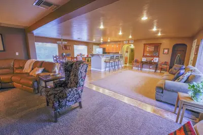 Image de A Desert Bloom House