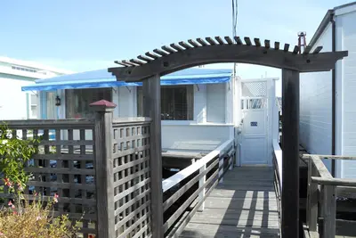 Image de Baisse De Prix sur le tarif de nuit en mai et juin - Isolé, romantique, privé, sur le Wat