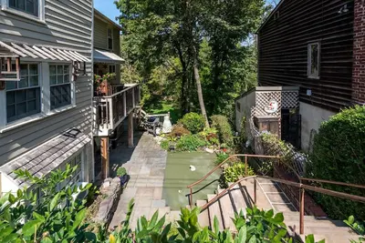 Image de Rez-de-jardin / Vue magnifique sur le pont / Stream Down Town New Hope