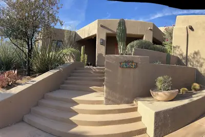 Image de Belle maison sur le 14e fairway du prestigieux parcours de golf Gallery