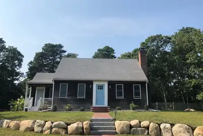 Image de Eastham maison rénovée sur cul-de-sac près de piste cyclable