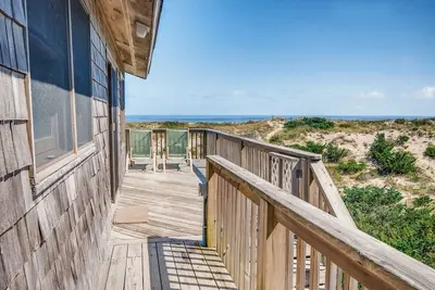 Image de Charmant Beach Box, Avon. Loisirs en famille, Accès direct à la plage, Bain à remous, Dog-Friendly