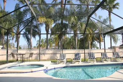 Image de Automne SPÉCIAL! ! Piscine Gratuite Chaleur - Piscine PRIVÉE! !