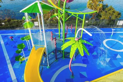 Image de Votre Disney Home 3 Br / 3 Ba seulement 2 miles de Walt Disney World!