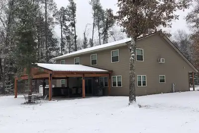 Image de Maison sur mesure de 3000 pieds carrés, bain à remous extérieur, véranda couverte avec des bascules! ! !