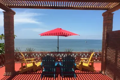 Image de Beach Front Compound W / Casita & Private Terrace: pour 4 personnes @ 45 $ la nuit par personne