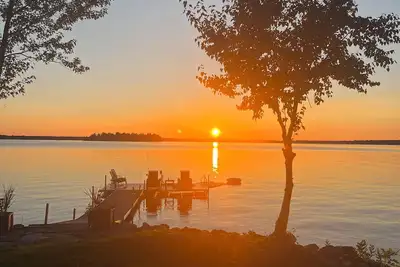Image de Maison spectaculaire sur le lac Mississippi, près d'Ottawa et de Perth, en Ontario