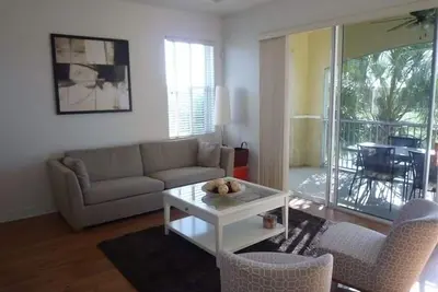 Image de Magnifique condo situé sur un terrain privé incroyable Communauté