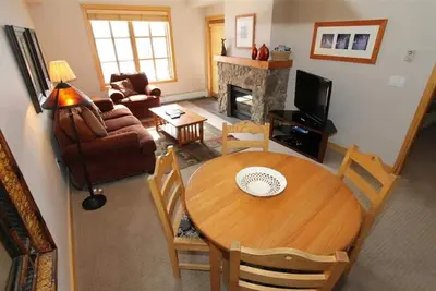 Image de Magnifique condo de 1 chambre à coucher 1 bain dans le village du centre, montagne de cuivre