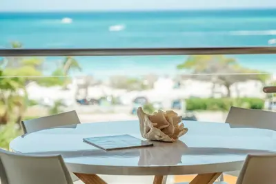 Image de Ocean Incroyable Top Floor View Condo