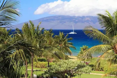 Image de Magnifique! Maui Oceanfront 3br / 3ba * Enveloppant Autour De La Lanai Et De La Cuisine De La Porte Hors