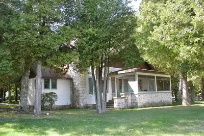 Image de Cinq Grande Chambre sur l'eau Ă Egg Harbor.