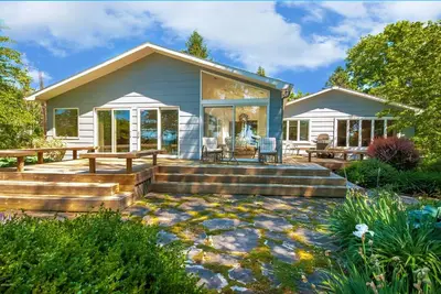 Image de Vues magnifiques sur le lac Michigan, à proximité des plages, golf, lieux de mariage, établissements vinicoles