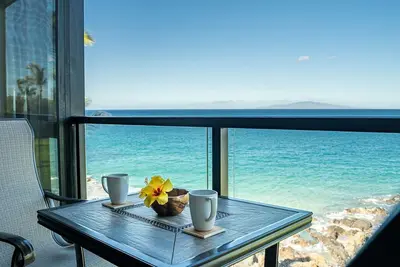 Image de Le plus proche de la vue spectaculaire sur l'océan! 2 canapés-lits!