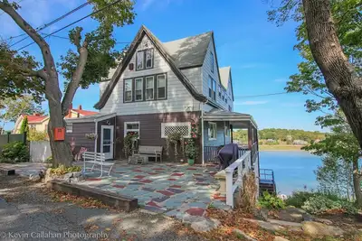 Image de Accueil Waterfront avec de spectaculaires Viewsof la rivière Annisquam