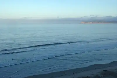 Image de Superbe Two Bedroom Condo sur la plage